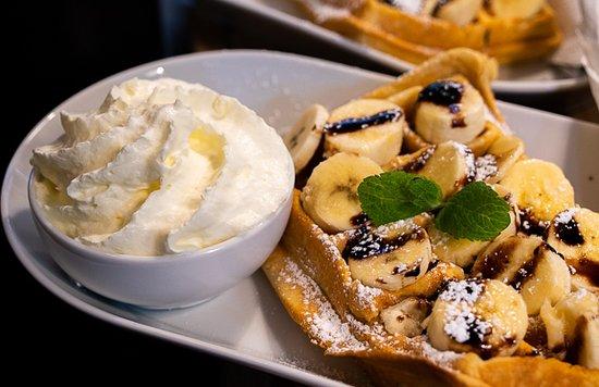 Cafe Luna